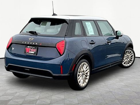 Used 2025 MINI Cooper S FWD image 6