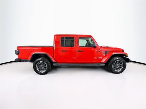 Used 2020 Jeep Gladiator Overland image 5