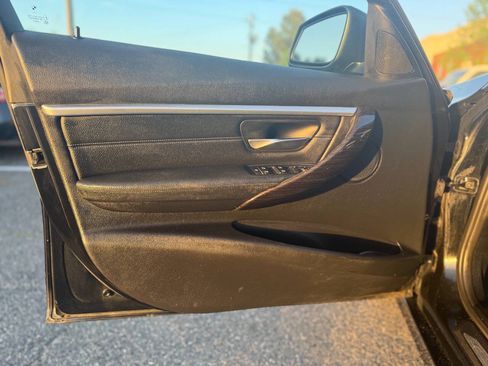 Used 2016 BMW 328i xDrive Sedan AWD/4WD image 10
