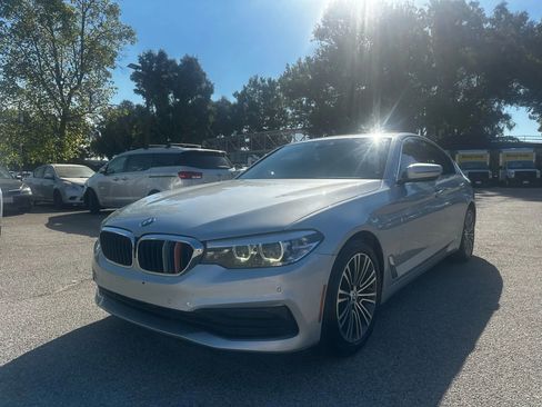 Used 2019 BMW 530i image 1