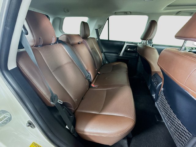 Used 2023 Toyota 4Runner Limited AWD/4WD image 30
