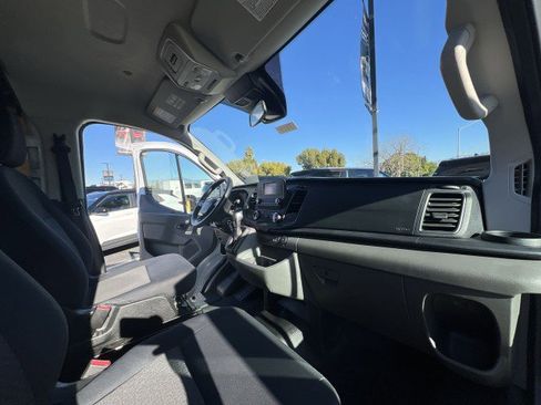 Used 2024 Ford Transit 250 Minivan/Van w/ Exterior Upgrade Package image 26