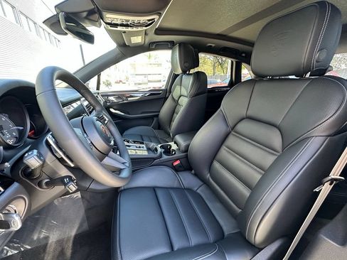 Used 2026 Porsche Macan S AWD/4WD image 5