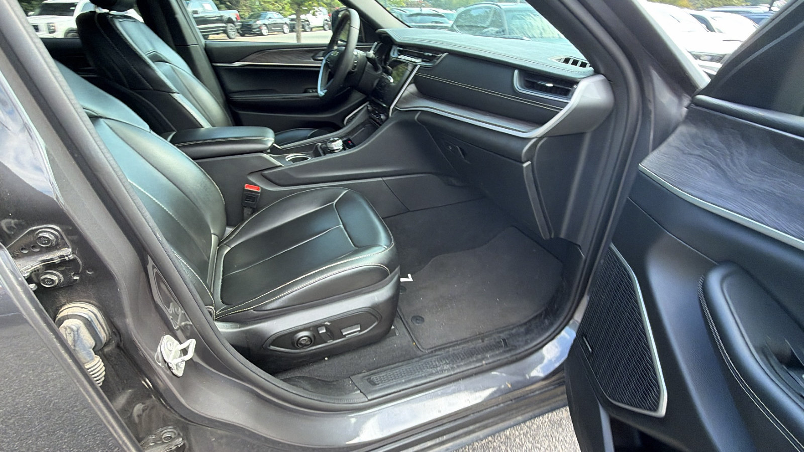 Used 2024 Jeep Grand Cherokee Limited 4xe AWD/4WD image 20