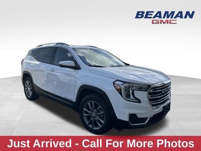 Used 2024 GMC Terrain SLT