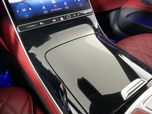 Used 2022 Mercedes-Benz S 500 4MATIC image 71