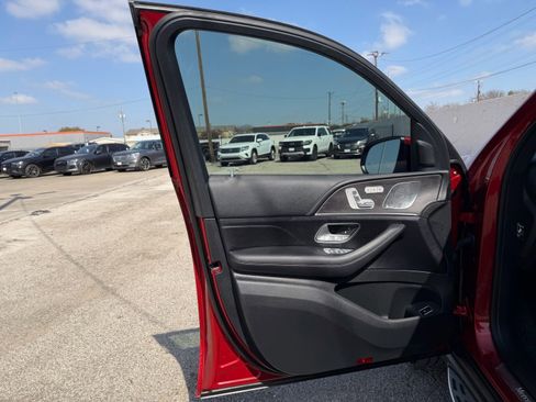 Used 2022 Mercedes-Benz GLS 450 4MATIC image 20