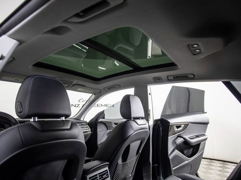 Used 2023 Audi Q8 Prestige image 20