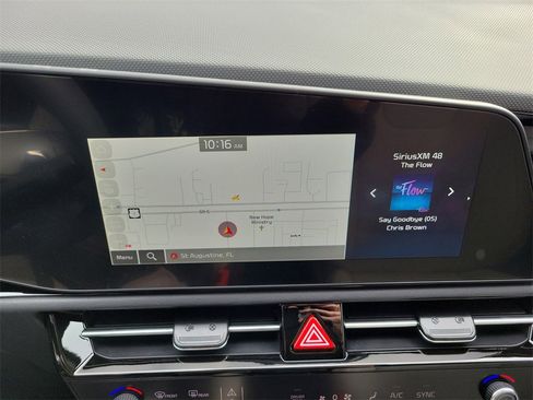 New 2026 Kia Niro EX image 30