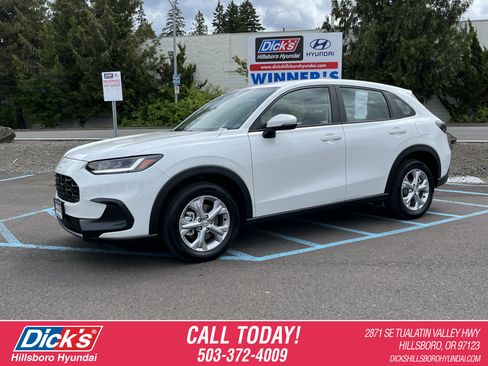 Used 2024 Honda HR-V LX image 1