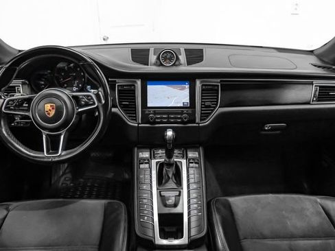 Used 2018 Porsche Macan GTS AWD/4WD image 14
