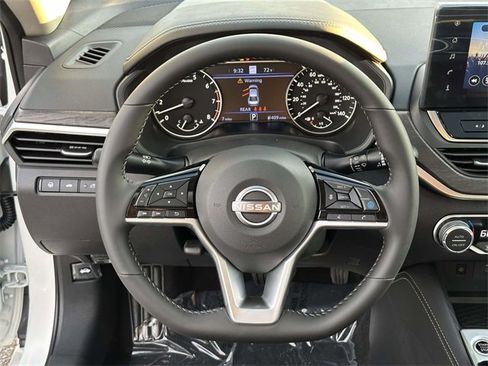 New 2025 Nissan Altima 2.5 SV w/ SV Premium Package image 19