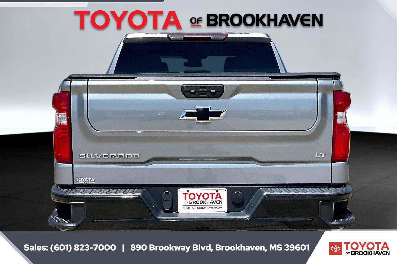 Used 2024 Chevrolet Silverado 1500 LT Trail Boss w/ Protection Package AWD/4WD image 4