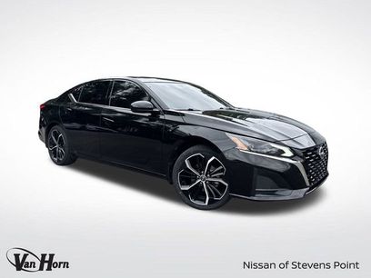 Used 2023 Nissan Altima 2.5 SR w/ SR Premium Package