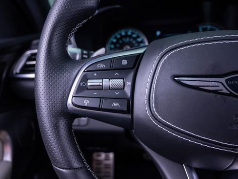 Used 2025 Genesis G70 3.3T Advanced image 21