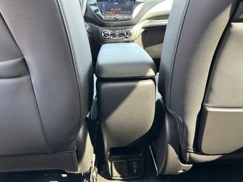 Used 2023 Chevrolet TrailBlazer RS w/ Sun and Liftgate Package image 16