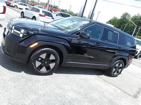 Certified 2026 Hyundai Santa Fe SE AWD/4WD image 4