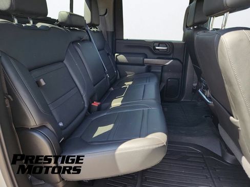 Used 2022 GMC Sierra 3500 Denali w/ Denali Ultimate Package AWD/4WD image 27