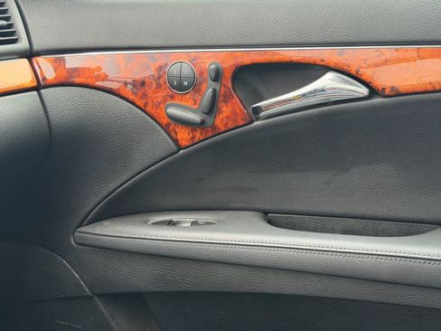 Used 2008 Mercedes-Benz E 350 4MATIC Wagon image 30