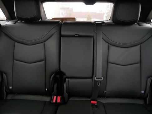 Used 2025 Cadillac XT5 Sportv w/ LPO, Bronce Accent Package AWD/4WD image 11