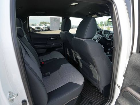 Used 2023 Toyota Tacoma TRD Off-Road AWD/4WD image 24
