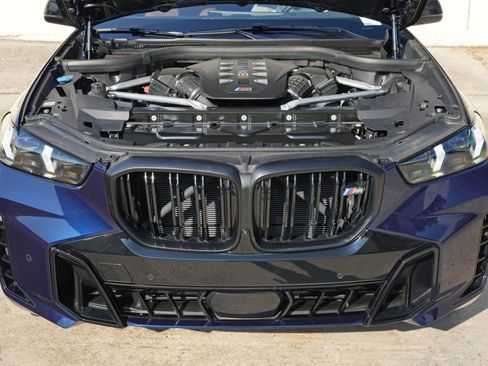 Used 2025 BMW X5 M60i AWD/4WD image 8