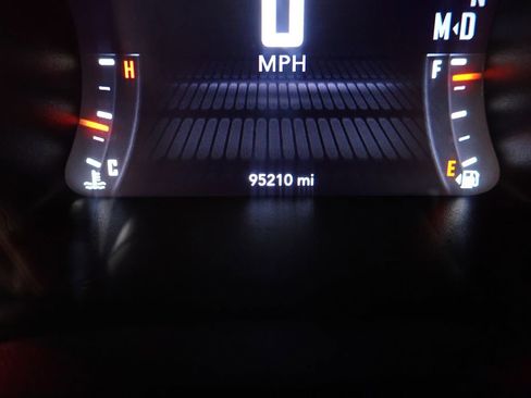 Used 2022 Dodge Challenger GT AWD/4WD image 37