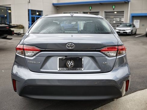 Used 2024 Toyota Corolla LE image 11