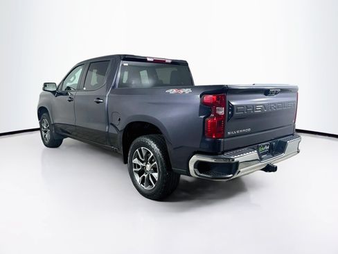 Used 2023 Chevrolet Silverado 1500 LT AWD/4WD image 5