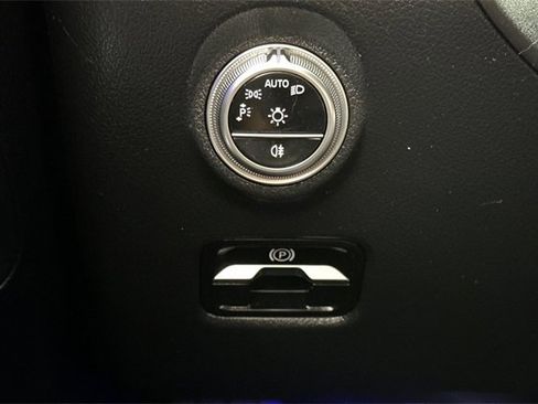 Certified 2022 Mercedes-Benz C 300 Sedan image 31