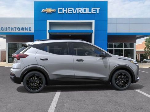 New 2027 Chevrolet Bolt RS w/ Technology Package FWD image 5