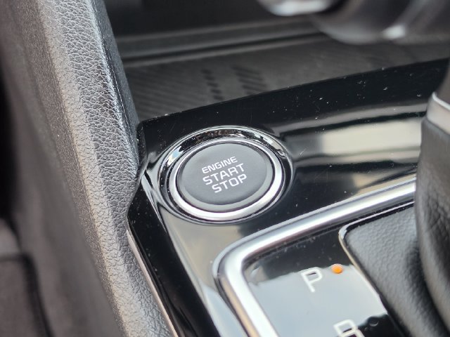 Used 2025 Kia Sportage EX FWD image 40
