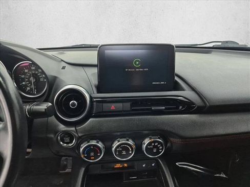 Used 2018 MAZDA MX-5 Miata Grand Touring RWD image 15