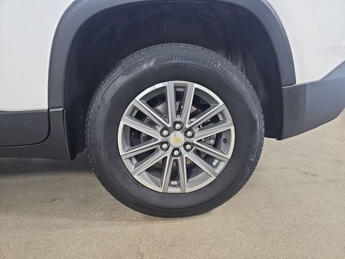 Used 2023 Chevrolet Traverse LT w/ LPO, Floor Liner Package AWD/4WD image 41