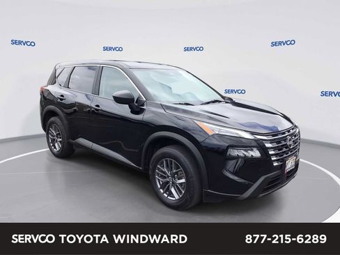 Used 2024 Nissan Rogue S FWD image 1