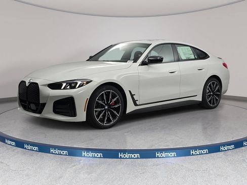 New 2026 BMW i4 xDrive40i w/ M Sport Package AWD/4WD image 1