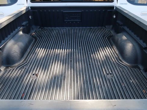 Used 2005 Toyota Tundra Limited image 24