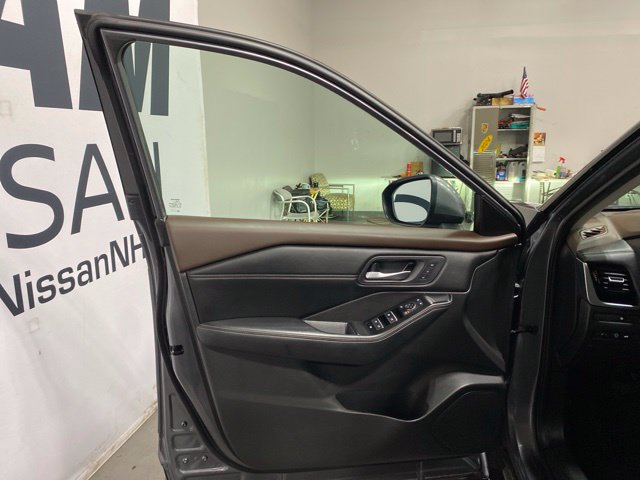 Certified 2023 Nissan Rogue SL AWD/4WD image 9