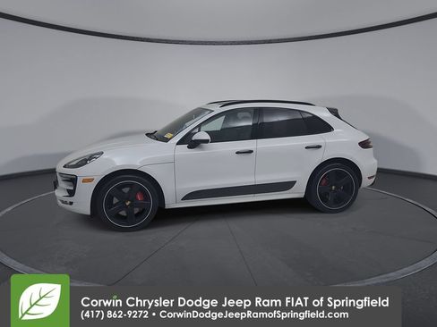 Used 2018 Porsche Macan GTS AWD/4WD image 8