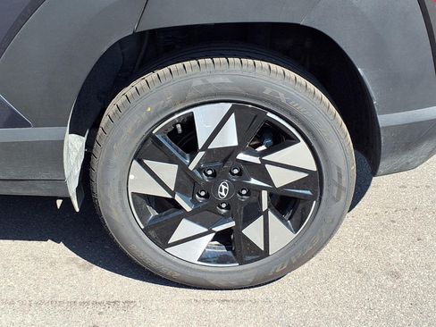 Used 2025 Hyundai Kona SEL AWD/4WD image 22