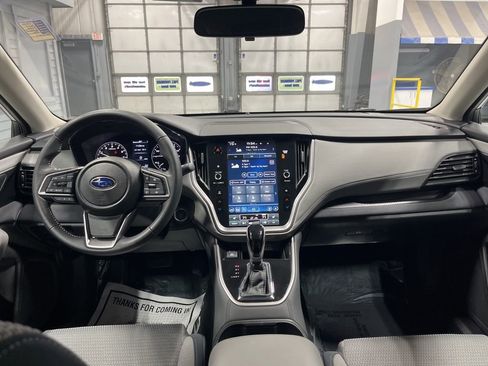 Used 2025 Subaru Outback Premium image 29