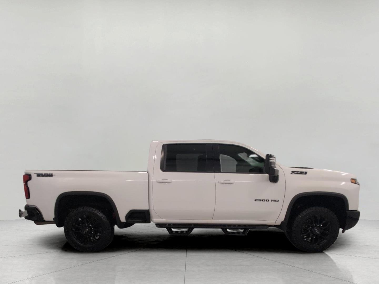 Certified 2025 Chevrolet Silverado 2500 LTZ w/ LTZ Plus Package AWD/4WD image 39
