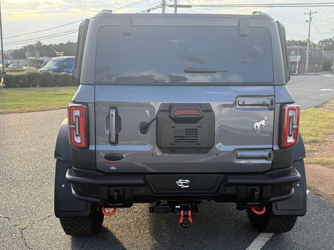 Used 2024 Ford Bronco Outer Banks image 6