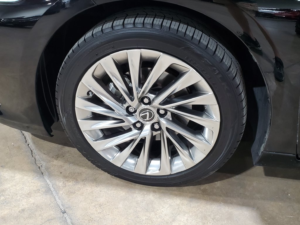 Used 2022 Lexus ES 300h w/ Accessory Package FWD image 41