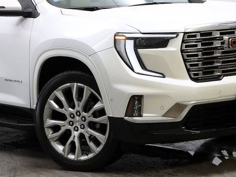 Certified 2024 GMC Acadia Denali w/ Super Cruise Package image 3