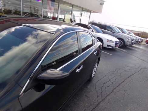 Used 2013 Nissan Altima 2.5 S image 33