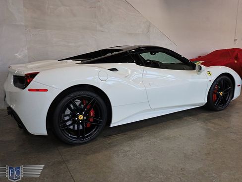 Used 2018 Ferrari 488 Spider RWD image 53