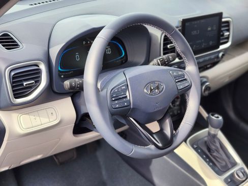 New 2026 Hyundai Venue SEL image 17