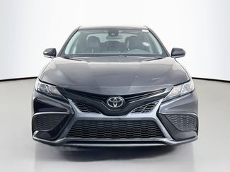 Used 2021 Toyota Camry SE FWD video 2