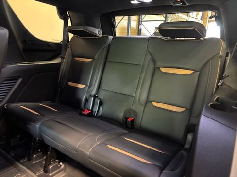 Used 2023 GMC Yukon AT4 AWD/4WD image 25